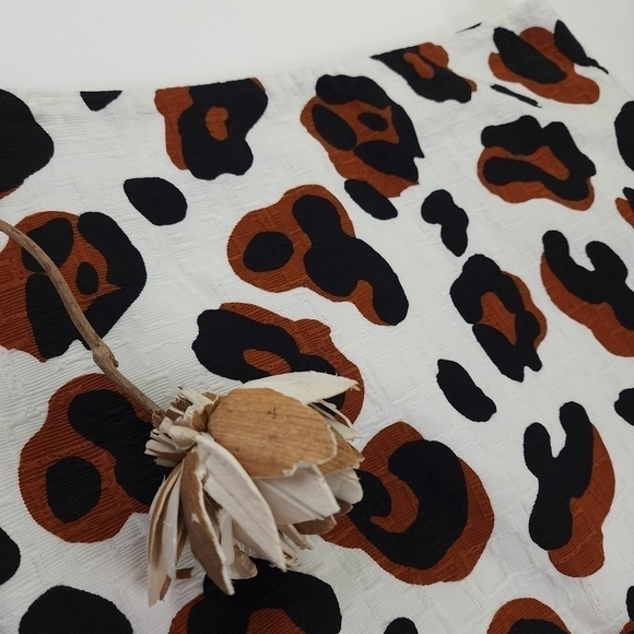 Talbots Petites White Brown Black Animal Print Skirt Sz 10p - Picture 4 of 14